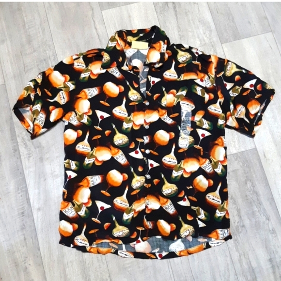 Paradise Gold Tops - Womens Hawaiian shirt Black Sz M Shortsleeve bar Top liquor button up casual top